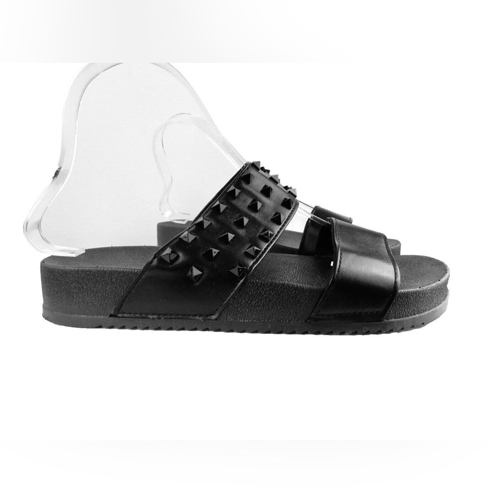 NWOB Juicy Couture Black Studded Sandals - Picture 2 of 3